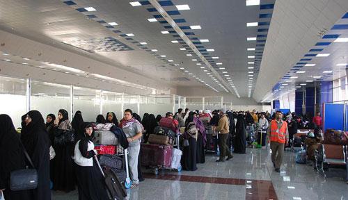 العبادي يوافق على منح تأشيرة الدخول لزوار “اربعينية الحسين” من مطار النجف