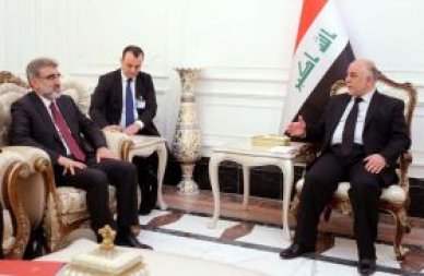 العبادي لوزير الطاقة التركي:العراق يريد علاقات ايجابية مع جميع الدول
