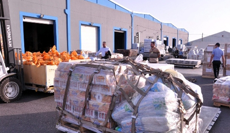 وزارة التجارة ترسل 30 الف طن من المواد الغذائية الى ناحية البغدادي