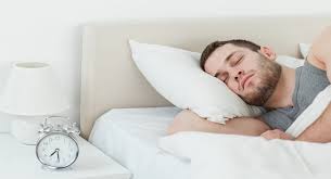 دراسة:الإصابة بالسكتة الدماغية لمن ينام أكثر من 8 ساعات