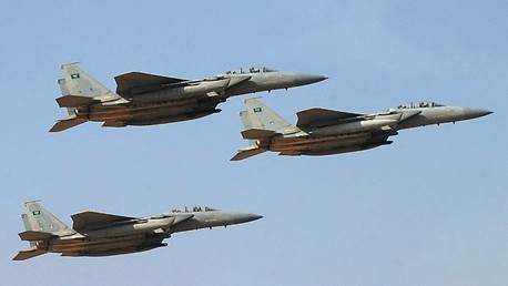 العراقيون يتنفسون الصعداء بعد الانتقام العربي من إيران في اليمن