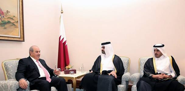 علاوي يدعو قطر لفتح سفارتها في بغداد