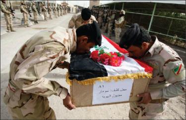 العراق وإيران يتبادلان رفاة لعشرات الجنود قضوا خلال حرب الثمانينات