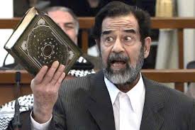 ﻿شبح صدام حسين يطارد المرشحين للرئاسة الأمريكية ويدفن نظرية قدرتها على فرض إرادتها على العالم