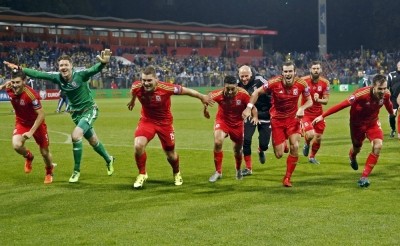 بلجيكا وويلز إلى نهائيات كأس أوروبا 2016