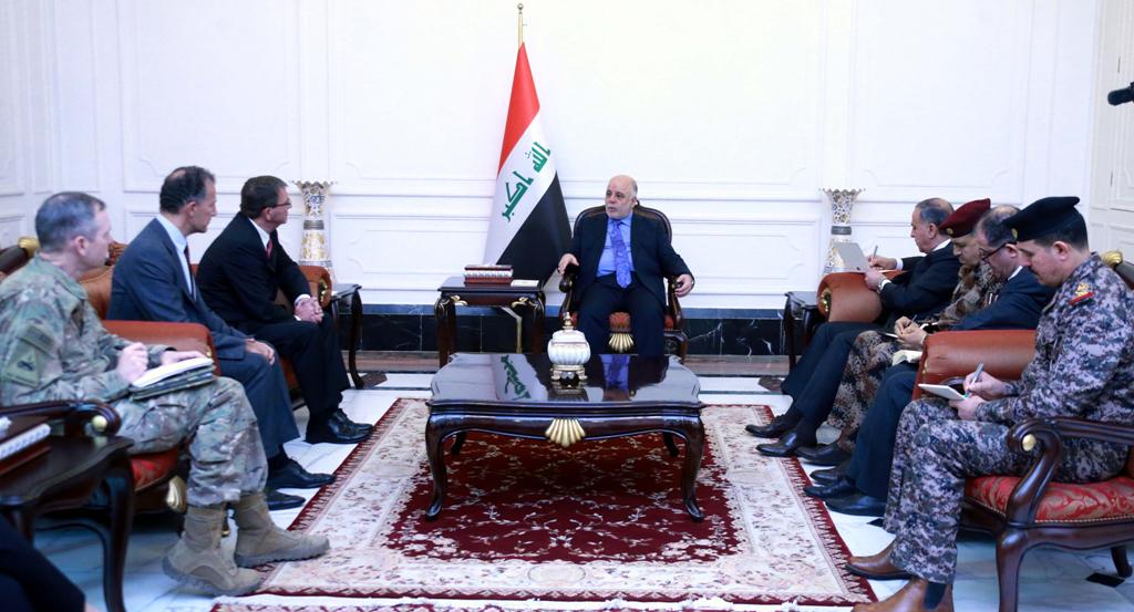 العبادي وكارتر يبحثان تعزيز التعاون العسكري والتأكيد على سيادة العراق