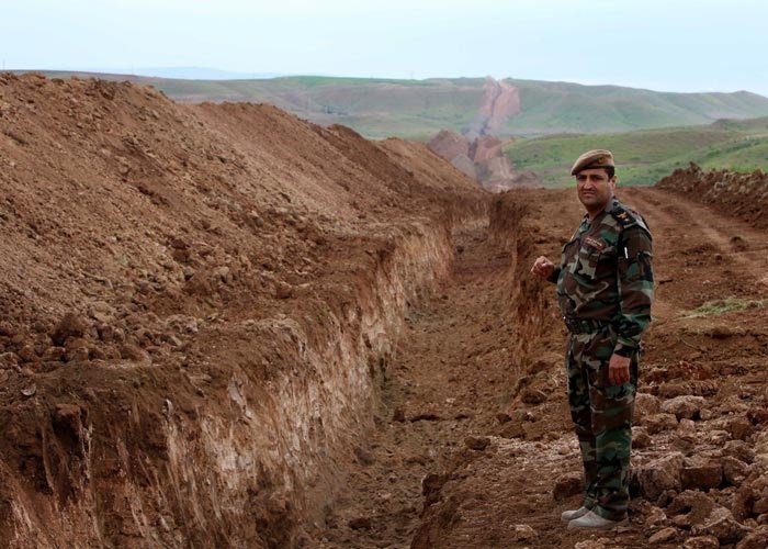 نائب كردي:خندق كردستان ليس لترسيم الحدود