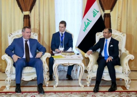 الجبوري وروغوزين يبحثان تعزيز العلاقات بين العراق وروسيا
