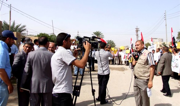 الصحفيين العراقيين اول المتضررين من الازمة المالية