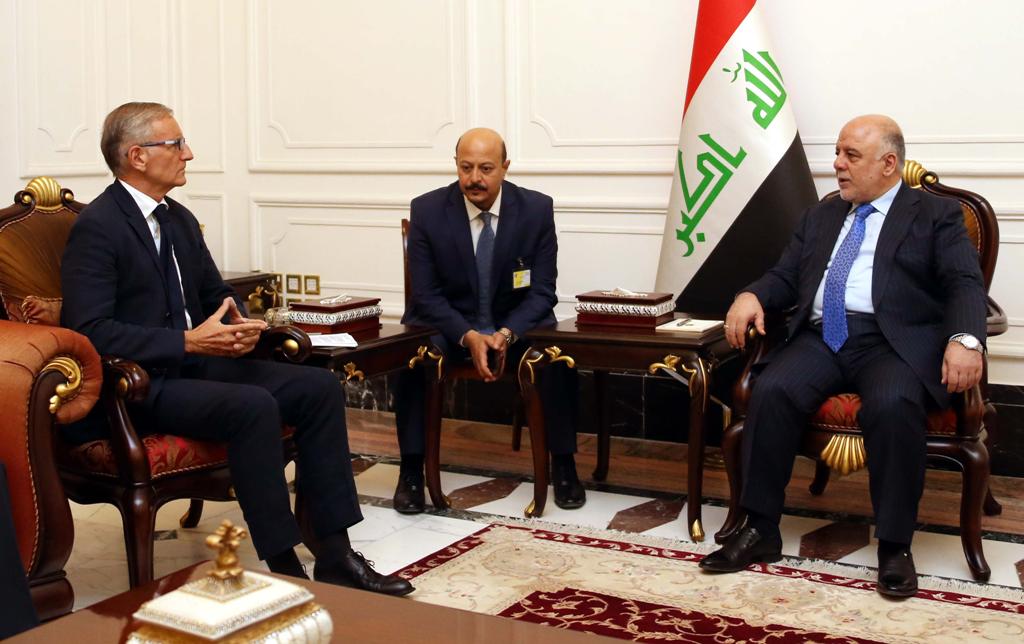 العبادي وفاليني يبحثان تعزيز التعاون بين العراق وفرنسا