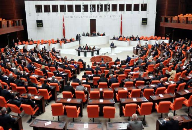 البرلمان التركي يصوت على تطبيع العلاقة مع اسرائيل