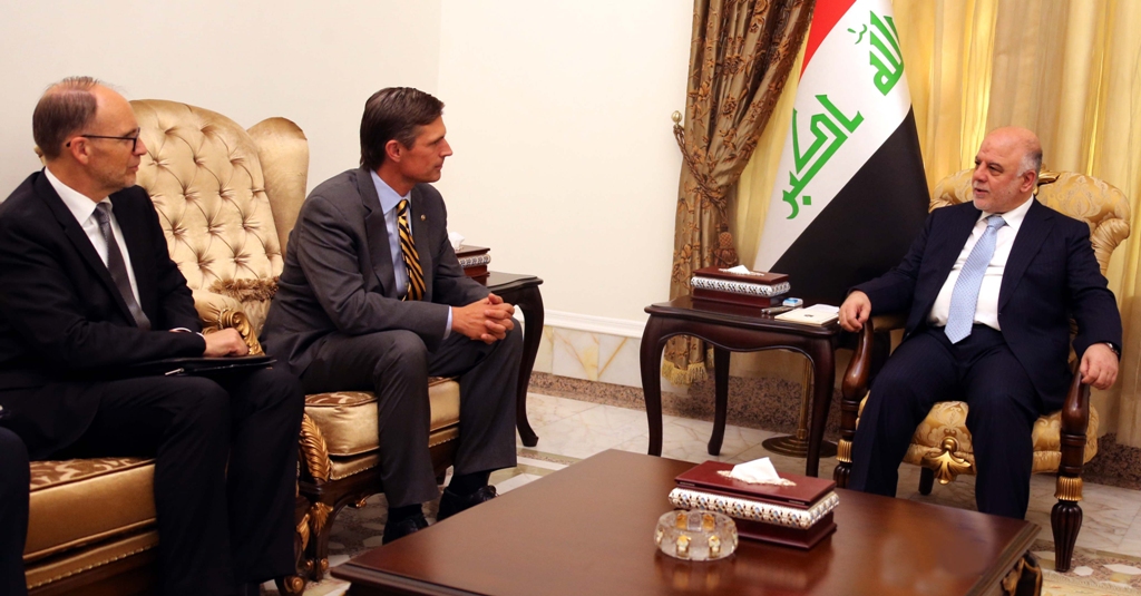 هاينرك:الولايات المتحدة مستمرة في دعم العراق عسكريا