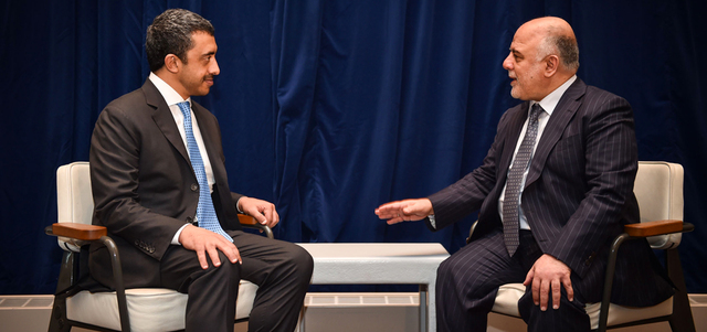 وزير خارجية الامارات يؤكد على تطوير العلاقات مع العراق