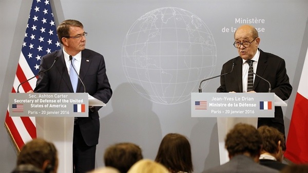 وزيري الدفاع الفرنسي والامريكي يؤكدان على تراجع داعش في العراق وسوريا