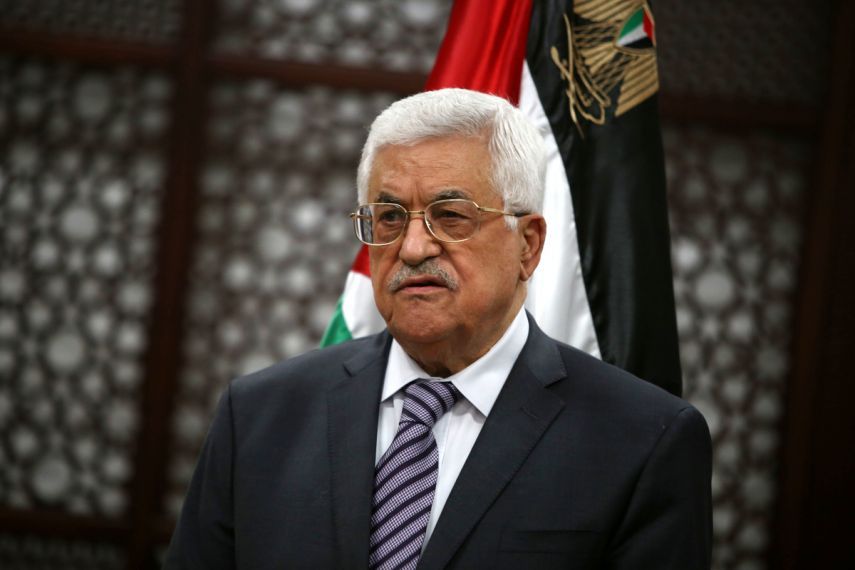 عباس قائدا عاما لحركة فتح الفلسطينية