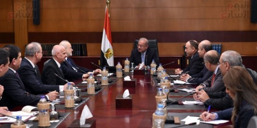 رئيس الوزراء المصري يؤكد على استمرار الدعم المصري للعراق