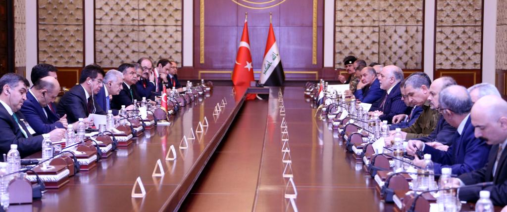 العراق وتركيا يتفقان على رفع مستوى التعاون التجاري والاقتصادي والعمل على تحقيق الامن والاستقرار في المنطقة