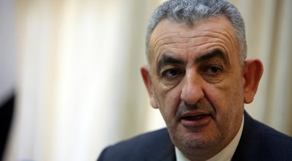 نائب يدعو مجلس النواب إلى إقالة محافظة الانبار لفساده وفشله