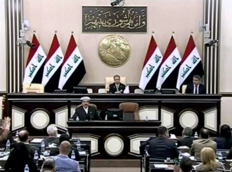 القانونية النيابية: تخفيض مخصصات موظفي الرئاسات الثلاث الى النصف بموجب قانون مقترح