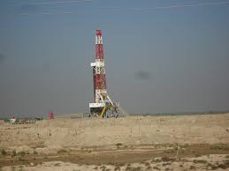 النفط:حفر أول بئر في حقل الحويزة النفطي قرب الحدود الإيرانية