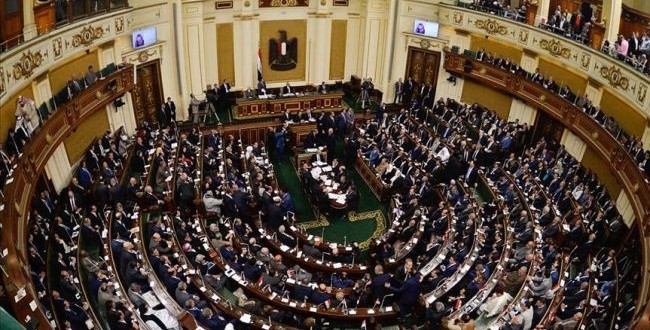 لجنة الشؤون العربية بمجلس النواب المصري تدعو لإعادة إعمار العراق عربياً