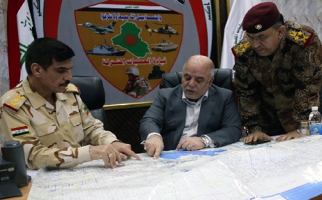 مكتب العبادي:القائد العام يشرف على عمليات تطهير الصحراء الغربية من داعش