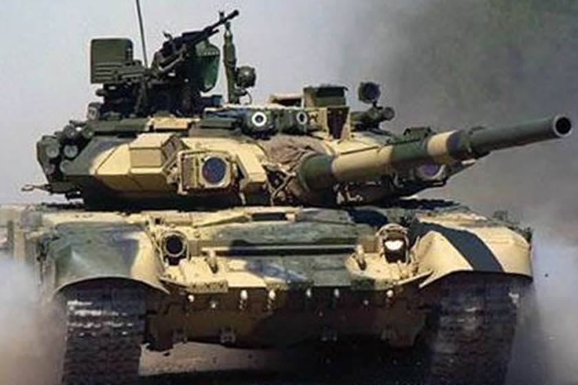 وصول الدفعة الاولى من دبابات تي 90 الى العراق