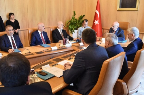 الجعفري:نسعى لتعزيز العلاقات مع تركيا