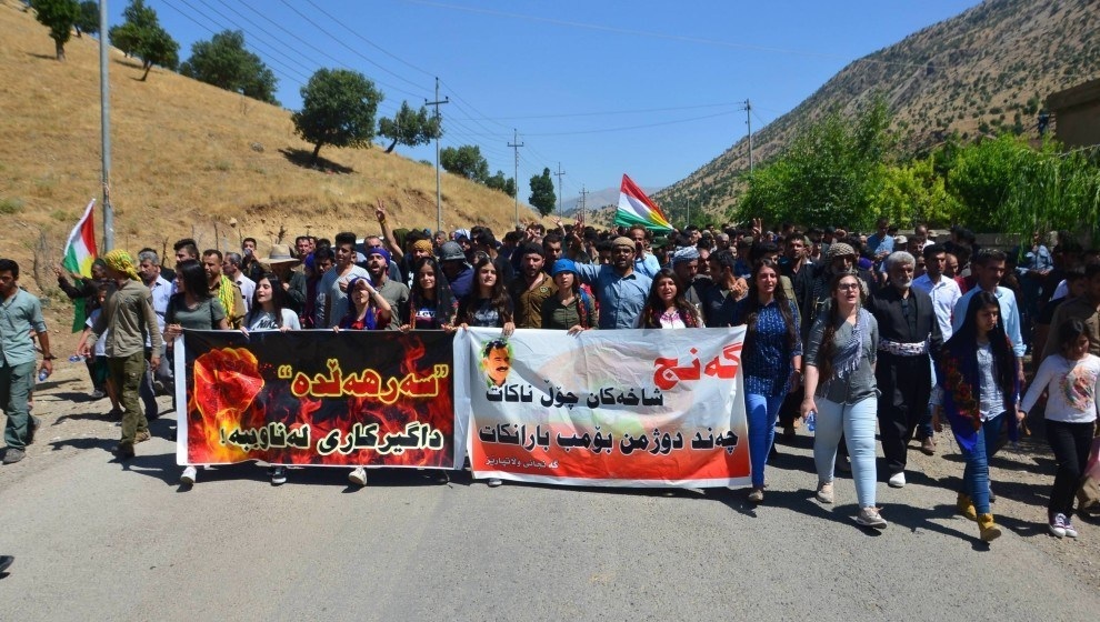مسيرة احتجاجية في السليمانية ضد التوغل التركي في كردستان