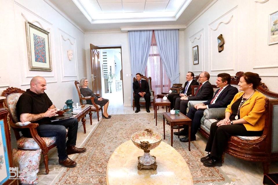 ماكغورك يجتمع مع عائلة طالباني لحسم مرشح رئاسة الجمهورية