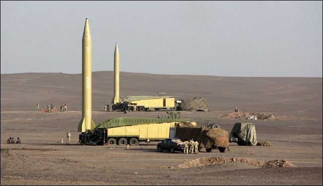إيران تضغط على المجتمع الدولي بتعزيز قدراتها الصاروخية
