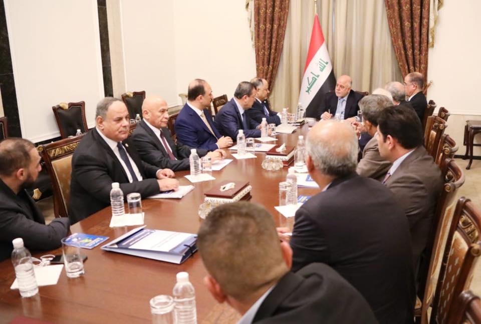 العبادي ومجلس الاقتصاد العراقي يؤكدان على تسهيل إجراءات الاستثمار