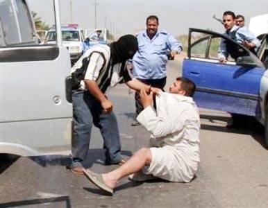 نائب:مليشيا حزب ثأر الله وراء اعتقال 13 ناشطاً مدنياً من أهل البصرة