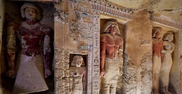 الآثار المصرية تعلن عن أكتشاف مقبرة فرعونية جديدة