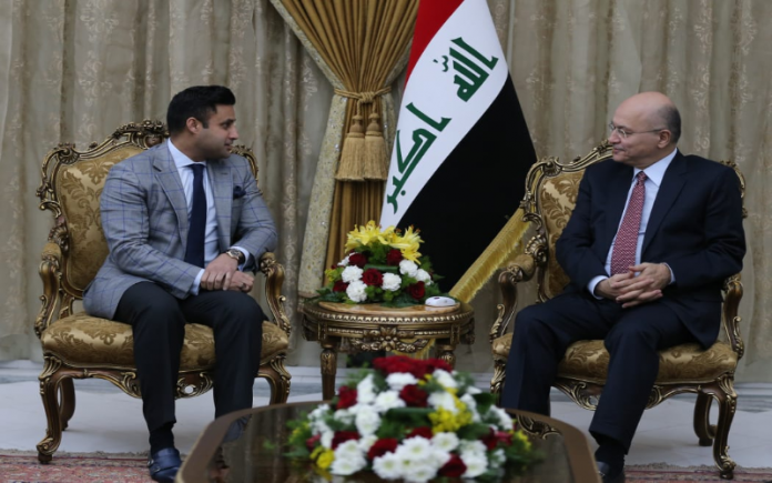 صالح وبوخاري يؤكدان على تعزيز التعاون بين العراق وباكستان