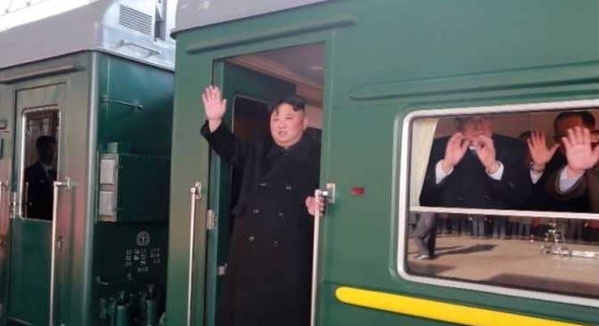 قطار “مصفّح” يقل أون إلى هانوي لحضور القمة مع ترامب
