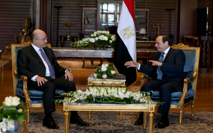 صالح يؤكد على تعزيز التعاون بين العراق ومصر