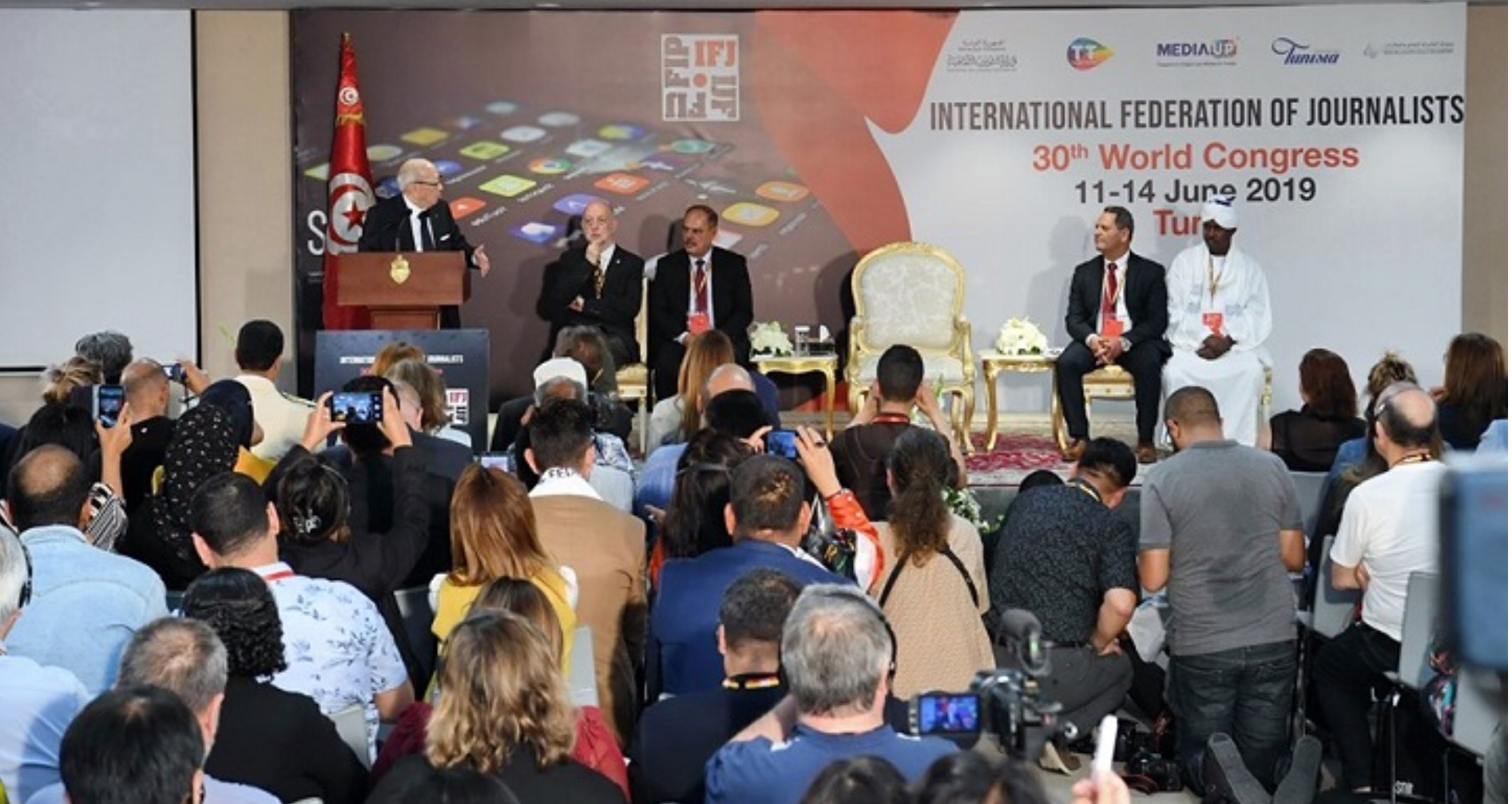 لأول مرة تونس : تستضيف المؤتمرال 30 للاتحاد الدولي للصحفيين