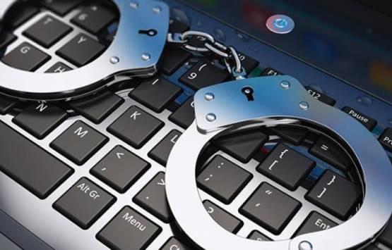 قانون الجرائم الالكترونية… محاولة لقمع الحريات