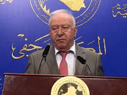 نائب من تحالف الفتح يطالب بإقالة عبد المهدي