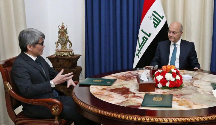 الرئيس العراقي والسفير الياباني يؤكدان على تعزيز العلاقات بين البلدين