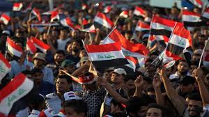 العراق: رئيس حكومة في مسرح دمى