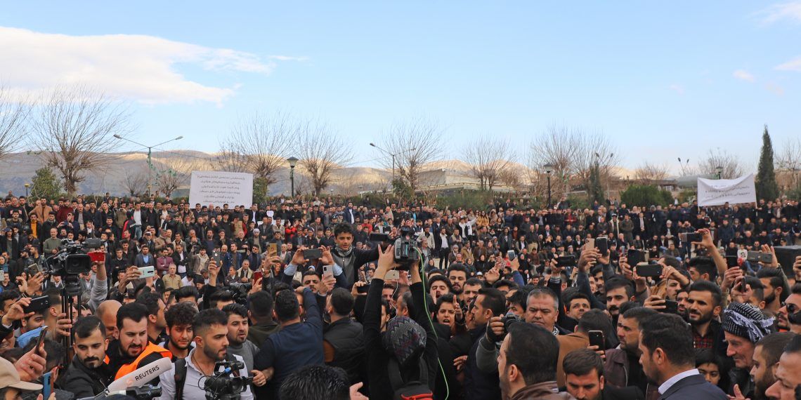 تظاهرات في محافظة السليمانية ضد فساد حزبي بارزاني وطالباني