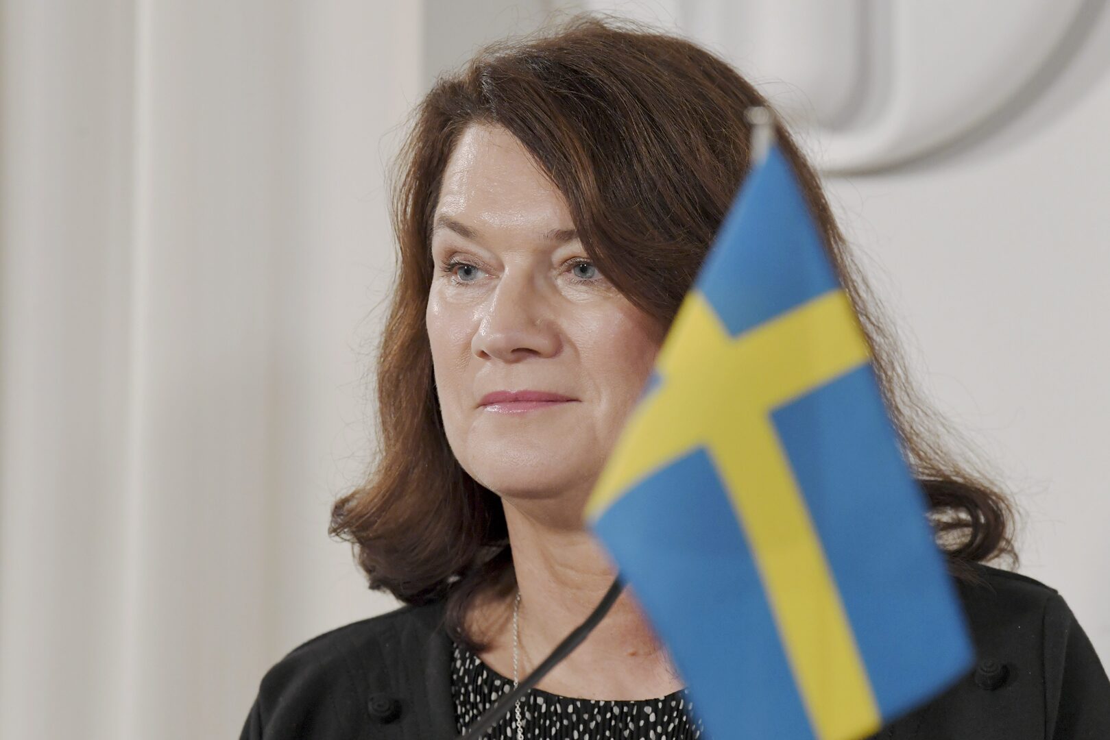 السويد تؤكد استمرار دعمها للعراق
