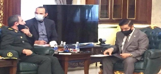 وزير الدفاع ونظامي يبحثان تعزيز التعاون العسكري بين العراق وإيران
