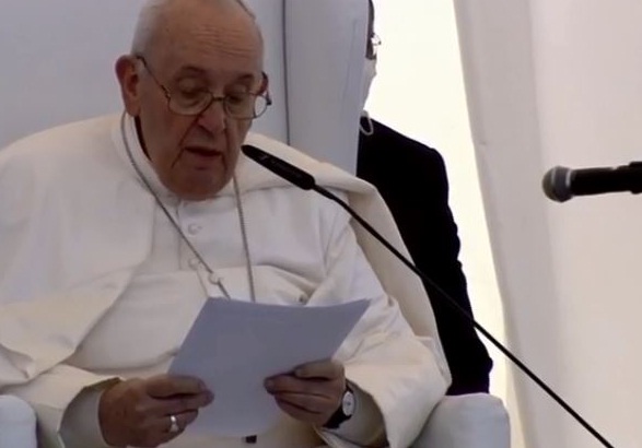 البابا من أور:لن يكون هنالك سلام دون التعايش السلمي