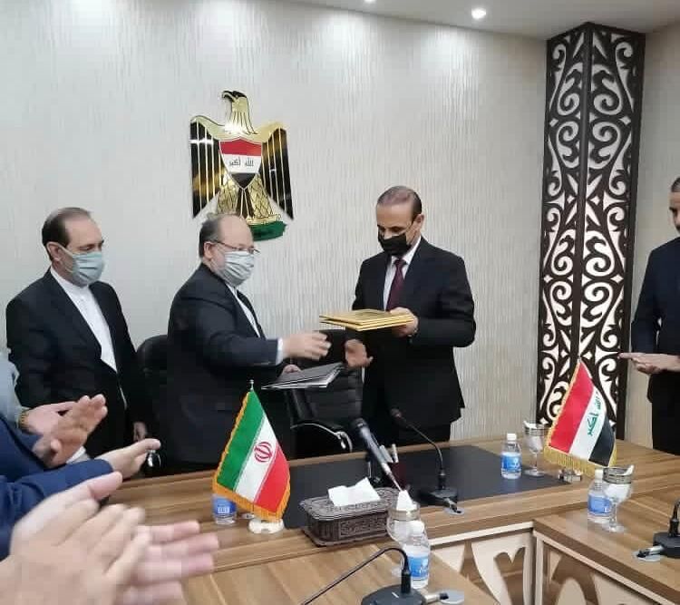 العراق وإيران يوقعان على وثيقة التعاون في توظيف الإيرانيين في مؤسسات الدولة العراقية !