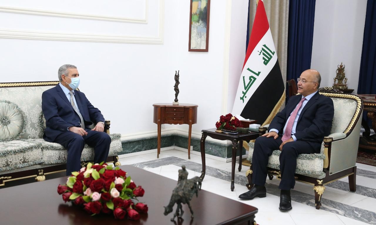 صالح يستقبل اللص الطائفي خضير الخزاعي ويبحث معه “الانتخابات”!