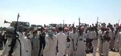 مصدر أمني:تبادل إطلاق النار بين الشرطة والاستعراض العسكري العشائري المسلح في العمارة