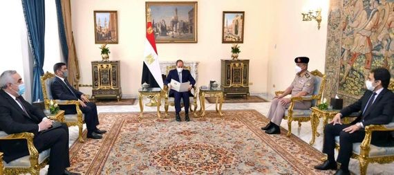 السيسي يؤكد على دعم مصر للعراق في كافة المجالات